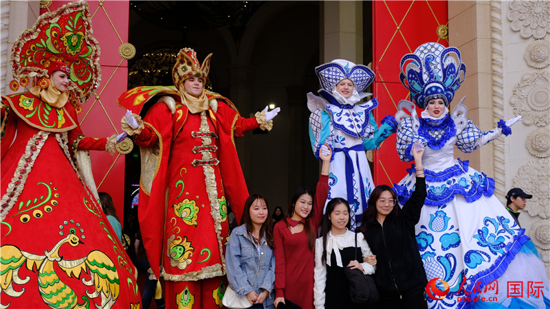 北京展覽館舉辦首屆俄羅斯“謝肉節(jié)”慶?；顒?。人民網(wǎng) 褚夢琦攝