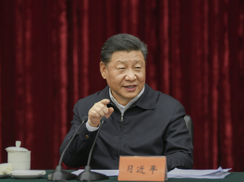 2019年4月15日至17日，中共中央總書(shū)記、國(guó)家主席、中央軍委主席習(xí)近平在重慶考察，并主持召開(kāi)解決“兩不愁三保障”突出問(wèn)題座談會(huì)。這是4月16日下午，習(xí)近平主持召開(kāi)解決“兩不愁三保障”突出問(wèn)題座談會(huì)并發(fā)表重要講話。新華社記者 謝環(huán)馳 攝