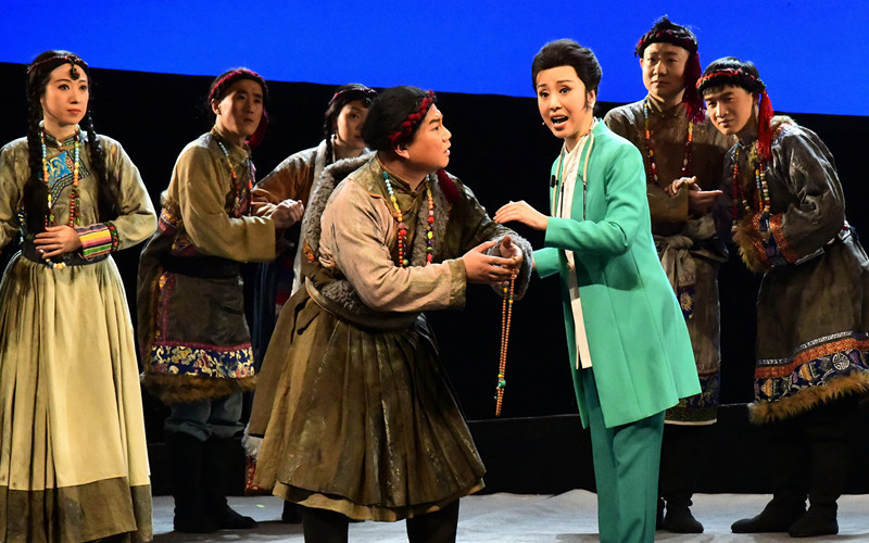 3、這是在全國(guó)地方戲演出中心所演出的評(píng)劇《藏地彩虹》劇照（唐召明2020年12月22日攝）_副本.jpg